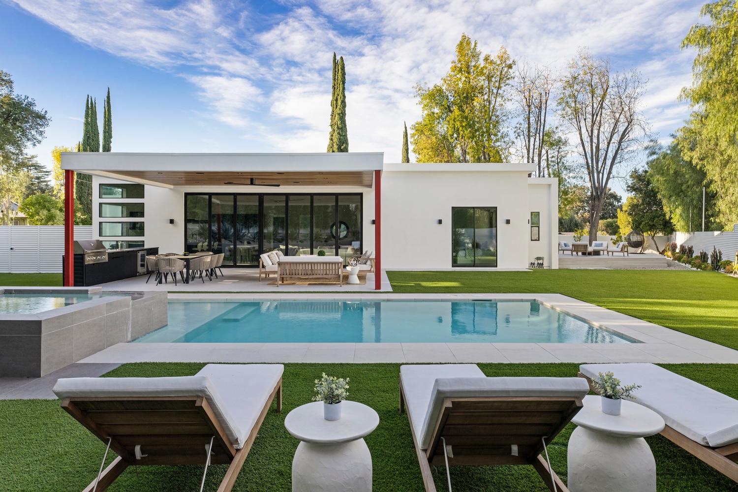 Building Photo - 22020 Alizondo Dr