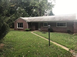 Building Photo - $1500 Ranch home Palmyra
