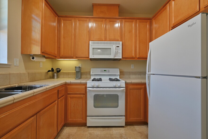 Building Photo - 1730 Chelan Rd
