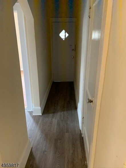 Building Photo - 82 Prospect St