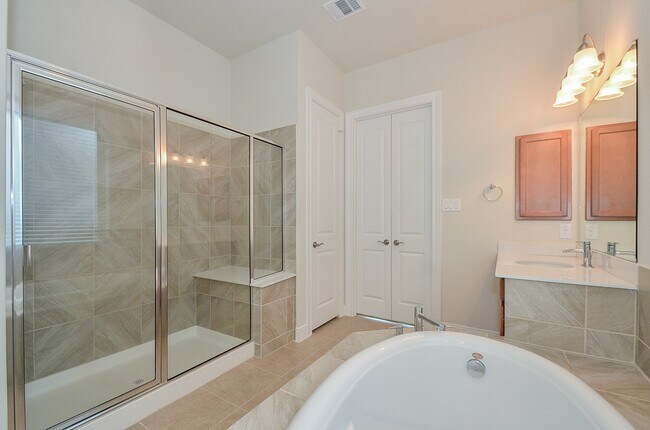 Building Photo - 25122 Sundance Park Ln