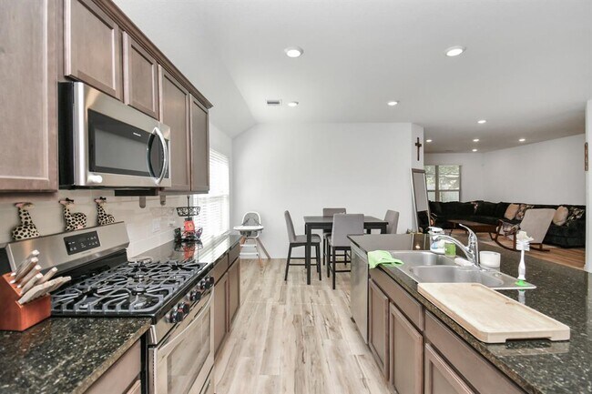 Building Photo - 16114 Long Boat Ct