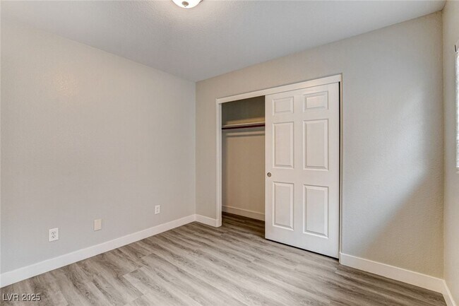 Building Photo - 9060 Candyland Ave