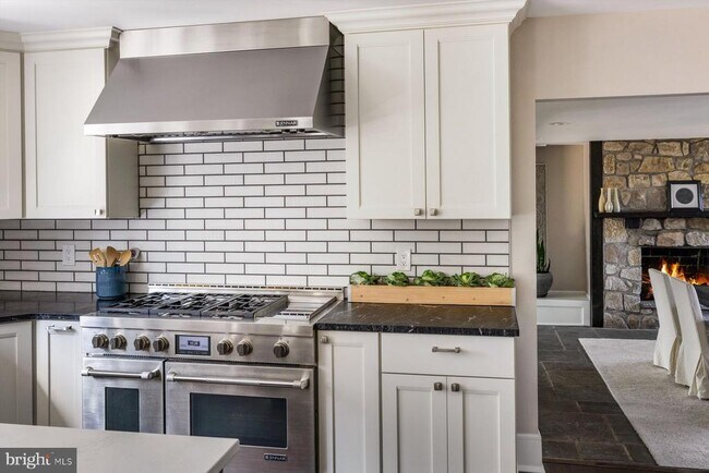 Building Photo - 4981 New Rd