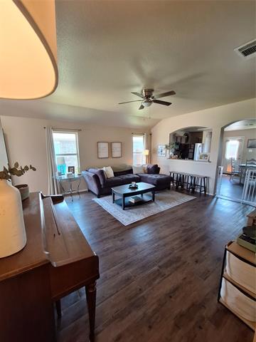Building Photo - 1809 Prairie View Dr