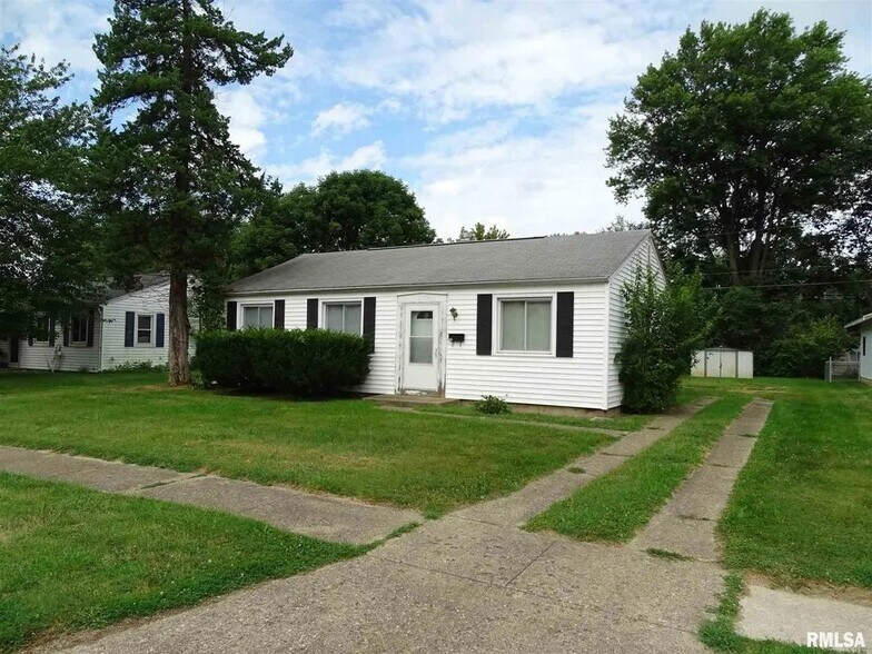 Building Photo - 117 Calumet Rd