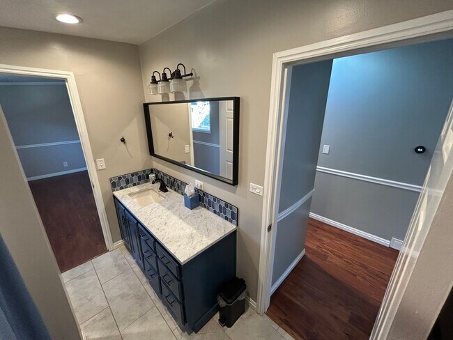 Building Photo - 1423 W 4180 S