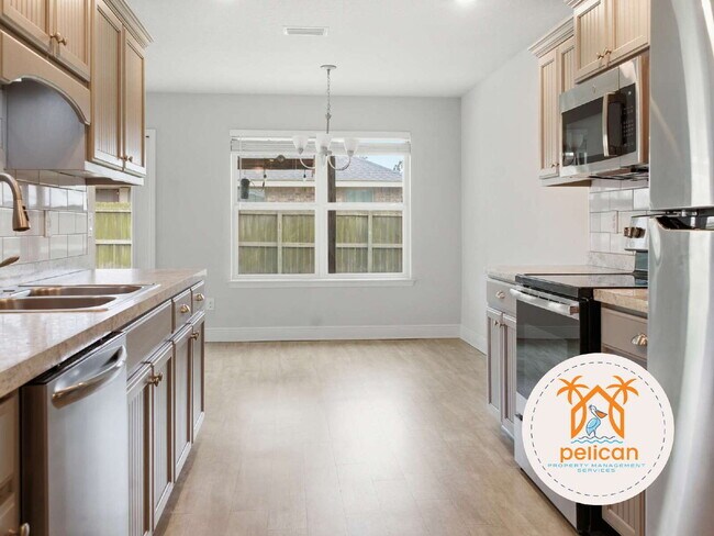 Building Photo - 4 Bedroom House for Rent in Pensacola, FL 32506