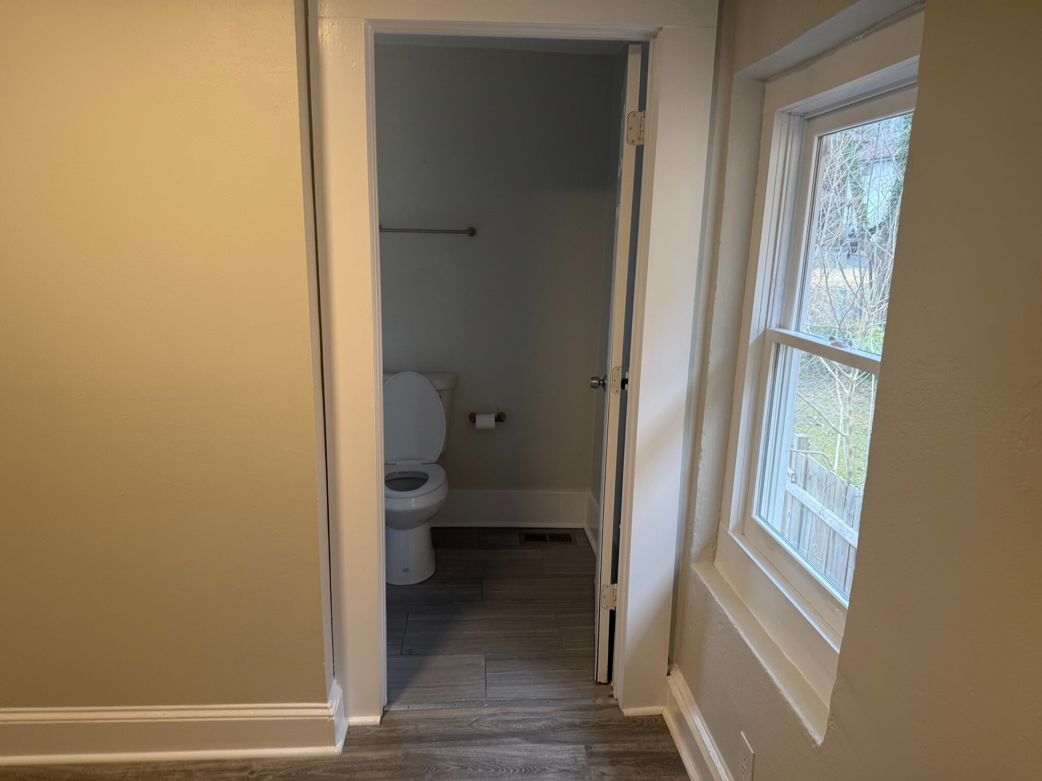 Building Photo - Room in House on Griffin St NW