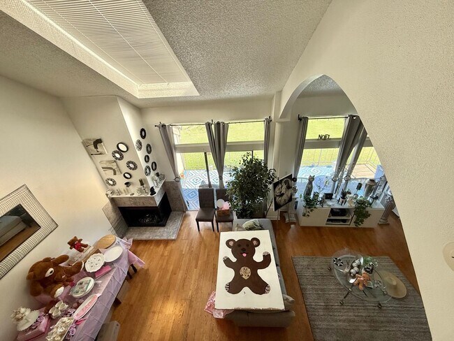 Building Photo - 8287 Sands Point Dr