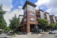 Building Photo - Bright Top-Floor Condo in the Heart of the...