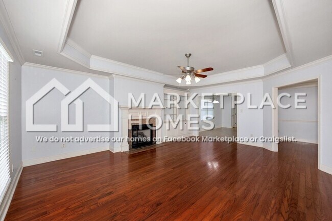 Building Photo - 1015 Ashenbury Park