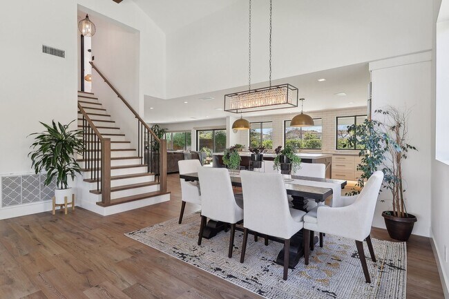 Building Photo - 7249 Mimosa Dr