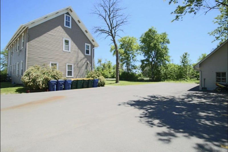 Building Photo - 4023 E Elm Rd