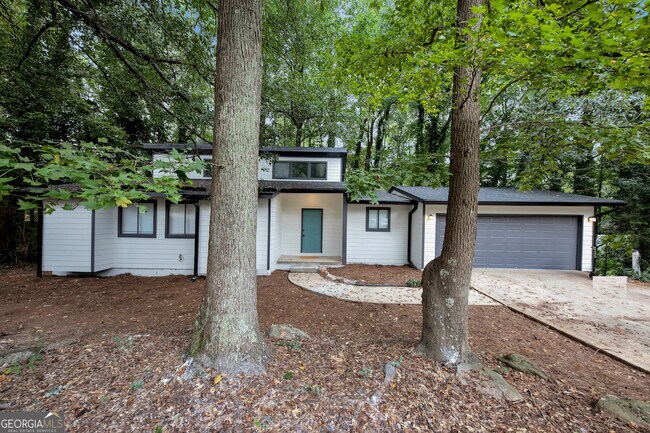 Building Photo - 85 Wilhelmina Dr