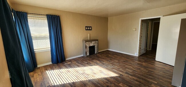 Building Photo - Charming 2 Bedroom 1 Bath Home in Vallejo Ready to Lease!