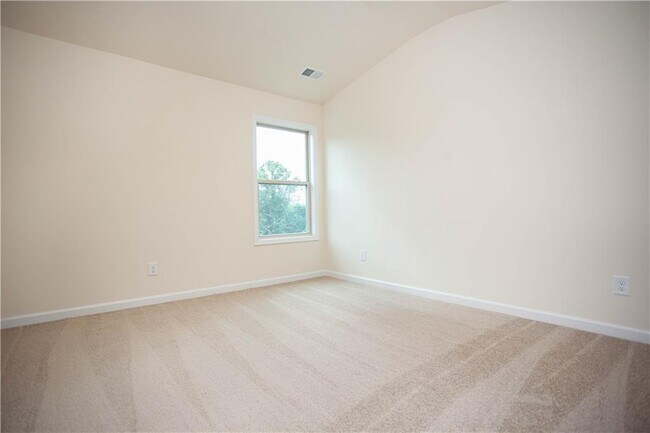 Building Photo - 4375 Almanor Cir