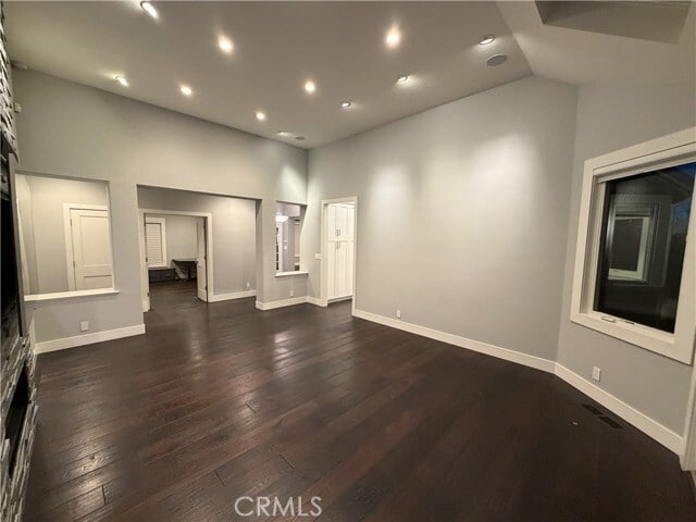 Building Photo - 4075 Arbolado Dr