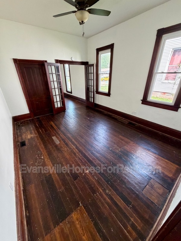 Building Photo - 924 SE 6th St