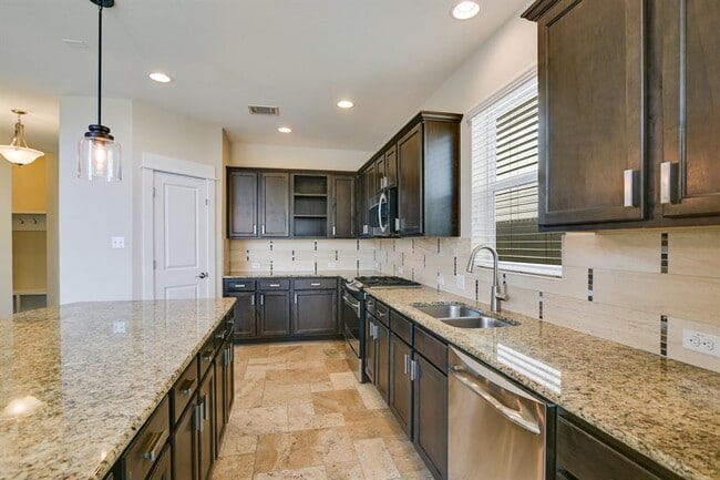 Building Photo - 11913 Natures Bend