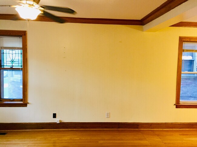 Building Photo - 1924 Kenilworth Ave