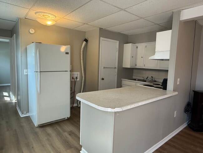 Building Photo - 8 Vine Ln