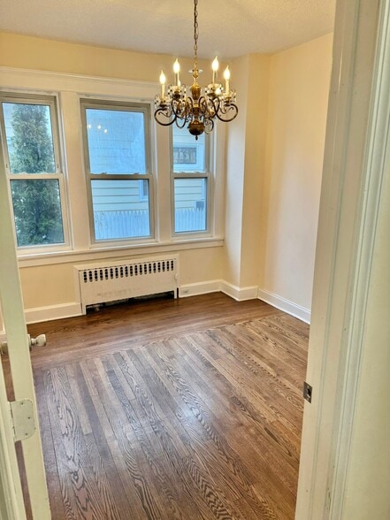 Bedroom 4 - 383 Dakota St