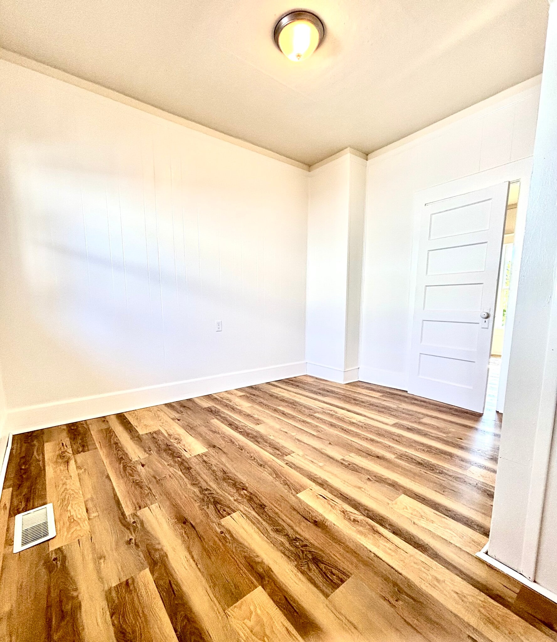 Another view of second bedroom - 601 J Street