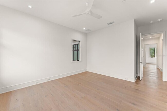 Building Photo - 4133 Grande Brick Lp