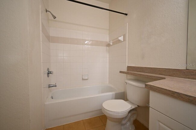Building Photo - 5908 Brickleberry Ln