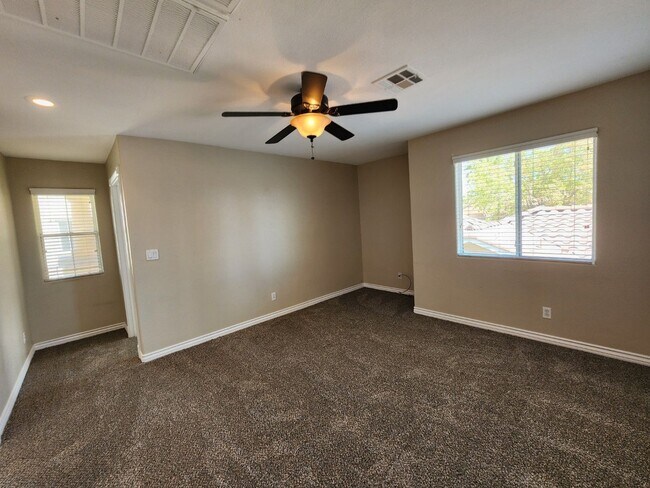 Building Photo - Beautiful Home in Summerlin