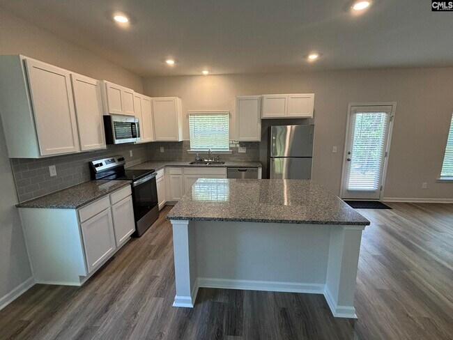 Building Photo - 366 Rabon Rd
