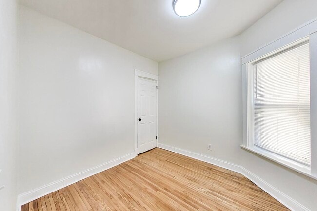 Building Photo - 43 N Menard Ave