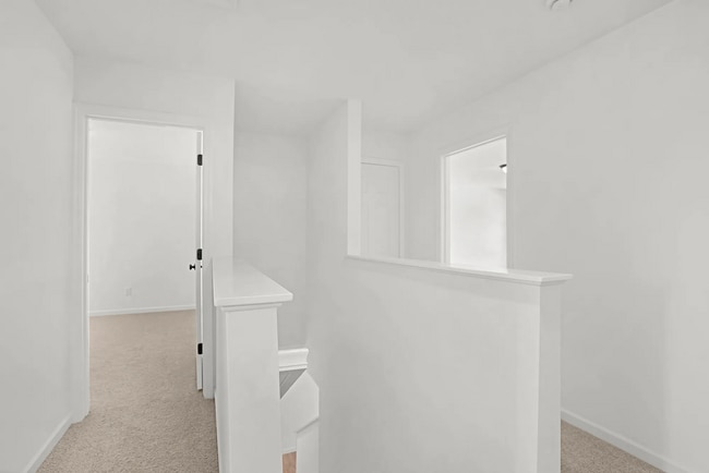 Building Photo - 43 Fairmount Grv Dr