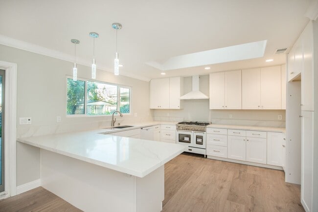 Building Photo - Mesa Verde