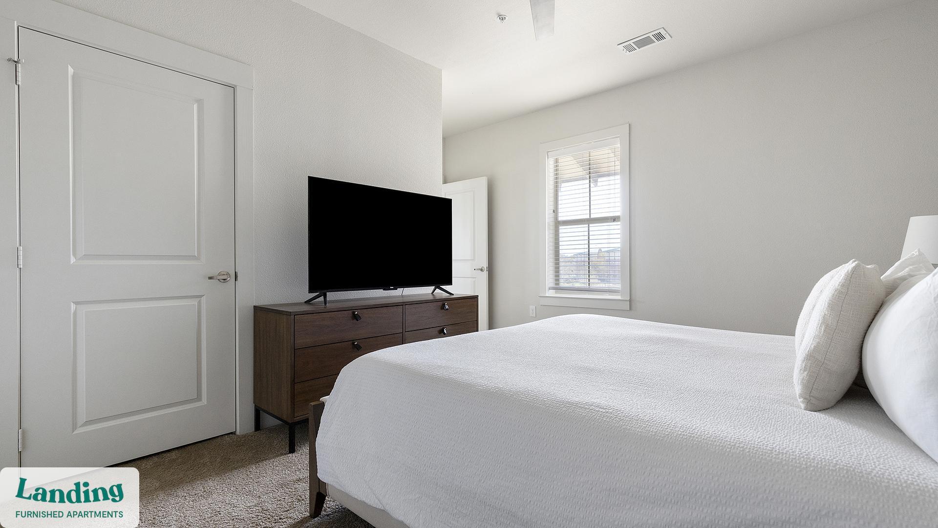 Building Photo - 20915 Wilderness Oak