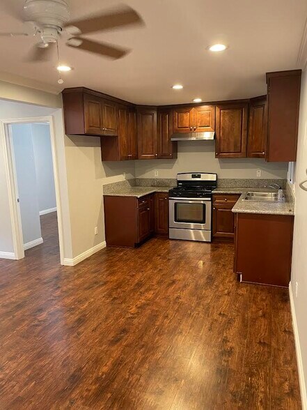 Building Photo - 5331 N Figueroa St