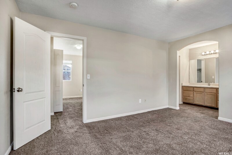 Building Photo - 273 Interlochen Ln