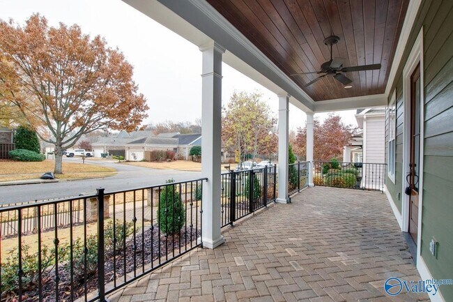 Building Photo - 8599 Bellewood Ln NW