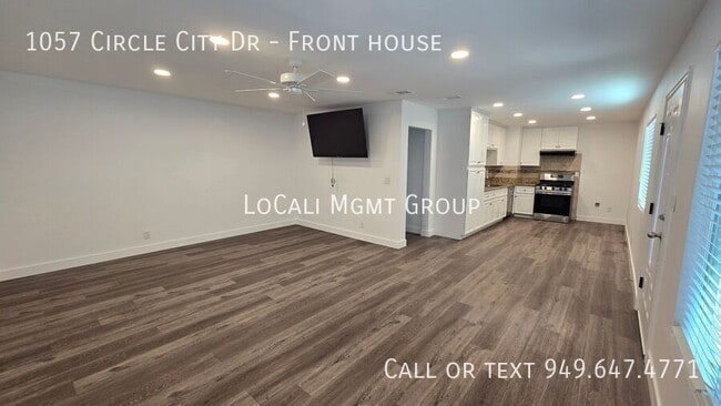 Building Photo - 1057 Circle City Dr