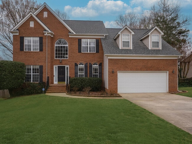 Building Photo - 10245 Rougemont Ln