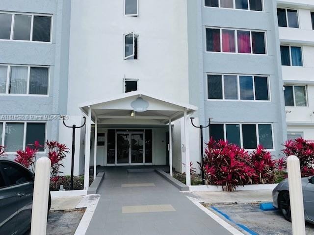 Primary Photo - 9001 SW 77th Ave