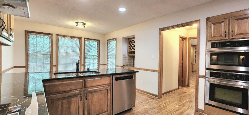 Building Photo - 11165 Wilshire Chase Dr