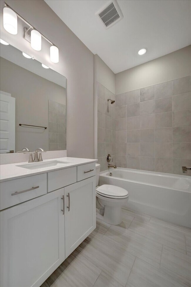 Building Photo - 112 Seagrass Isle
