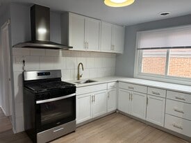 Building Photo - 2807 N 74th Ct