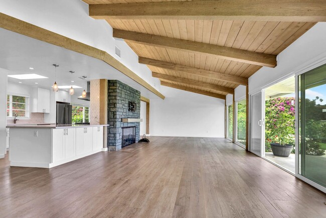 Building Photo - Gorgeous single story home in La Jolla wit...