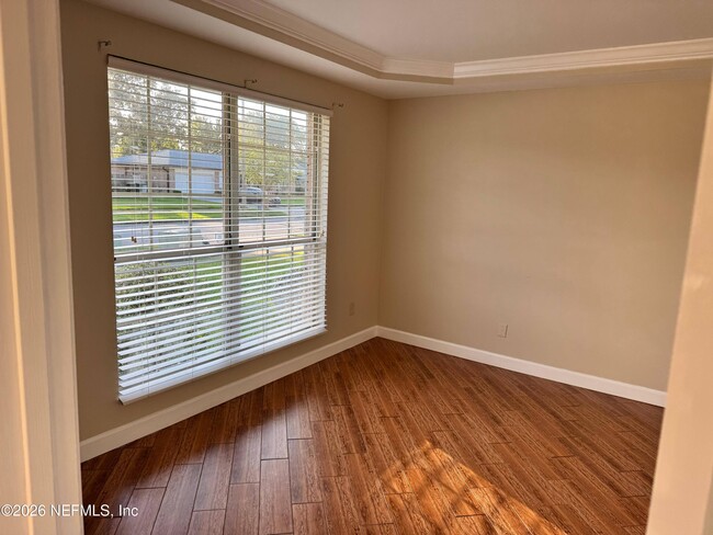 Building Photo - 9143 Mornington Dr