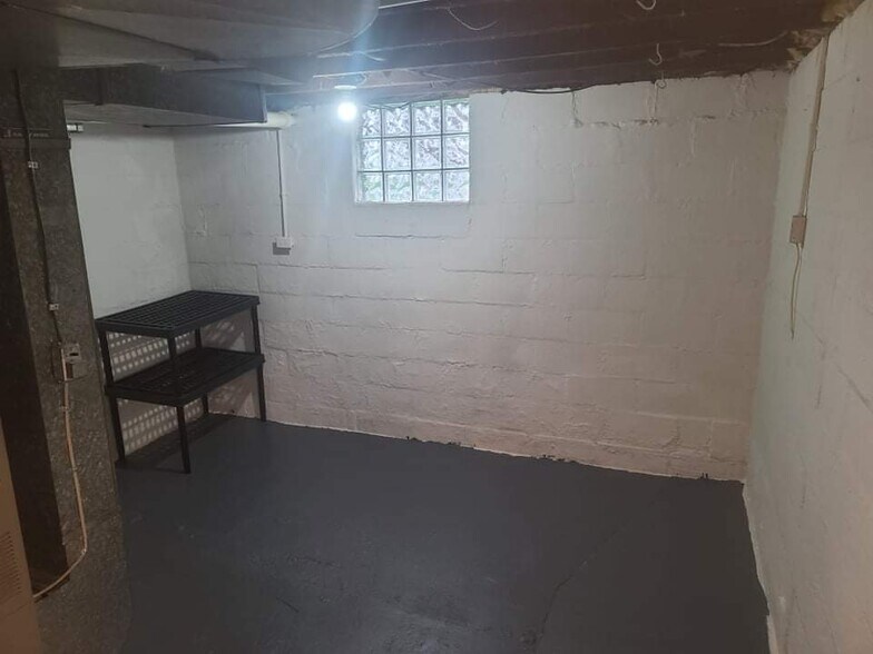 Building Photo - 1137 Lawton St