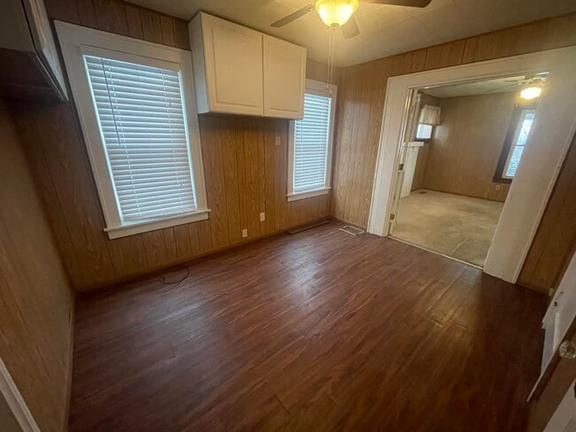 Building Photo - 8224 W Main St