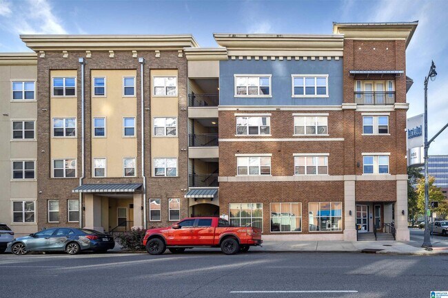 Building Photo - 2020 5th Ave S